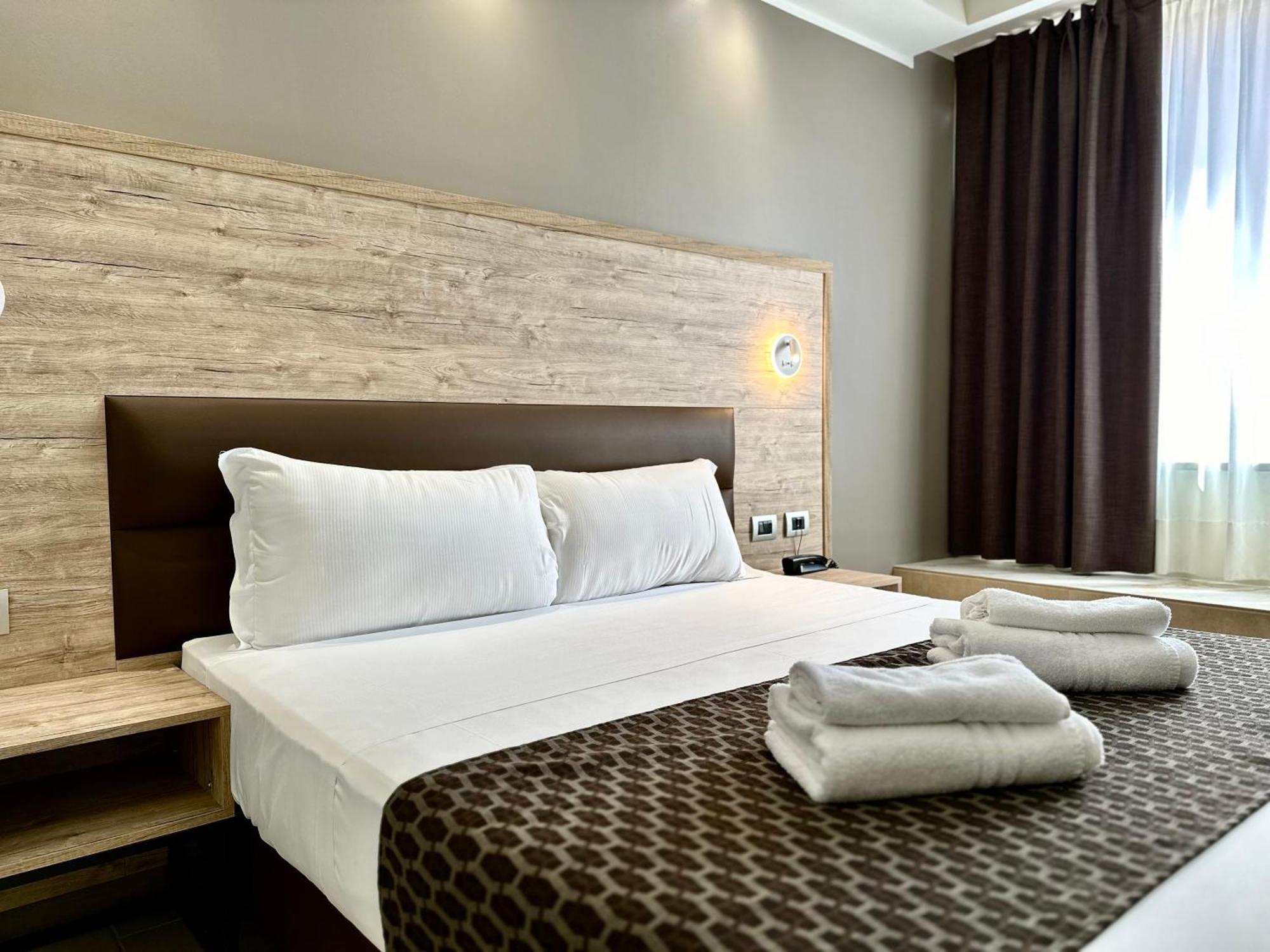 מילאנו Hotel Giacosa מראה חיצוני תמונה
